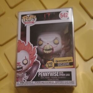 IT Pennywise With Spider Legs #542 Glow In The Dark Exclusive Funko Pop